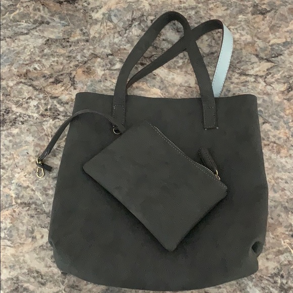 Street Level Tote - Picture 1 of 3